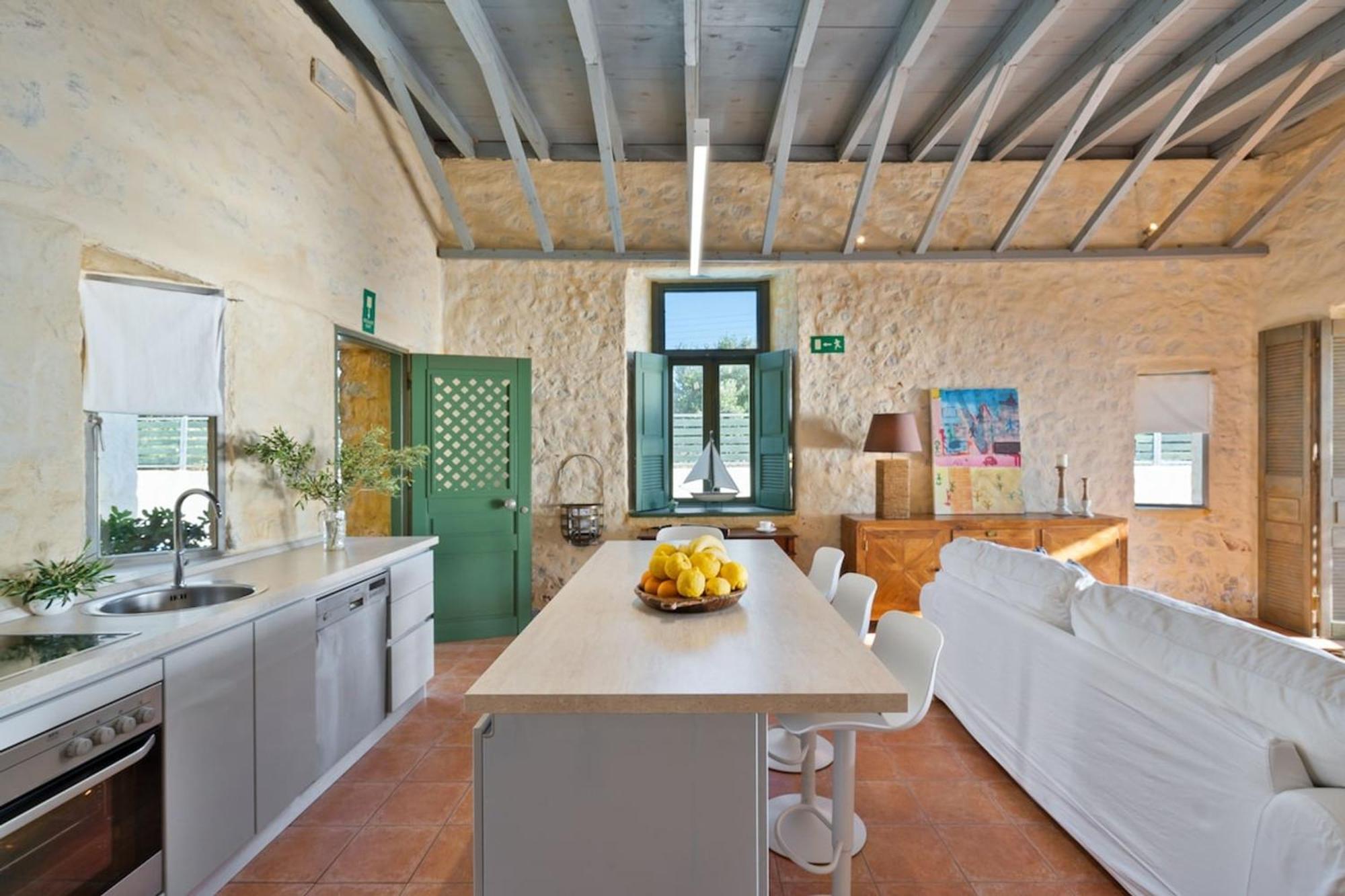Villa Mediterranea, With Heated Pool Livadia  Kültér fotó