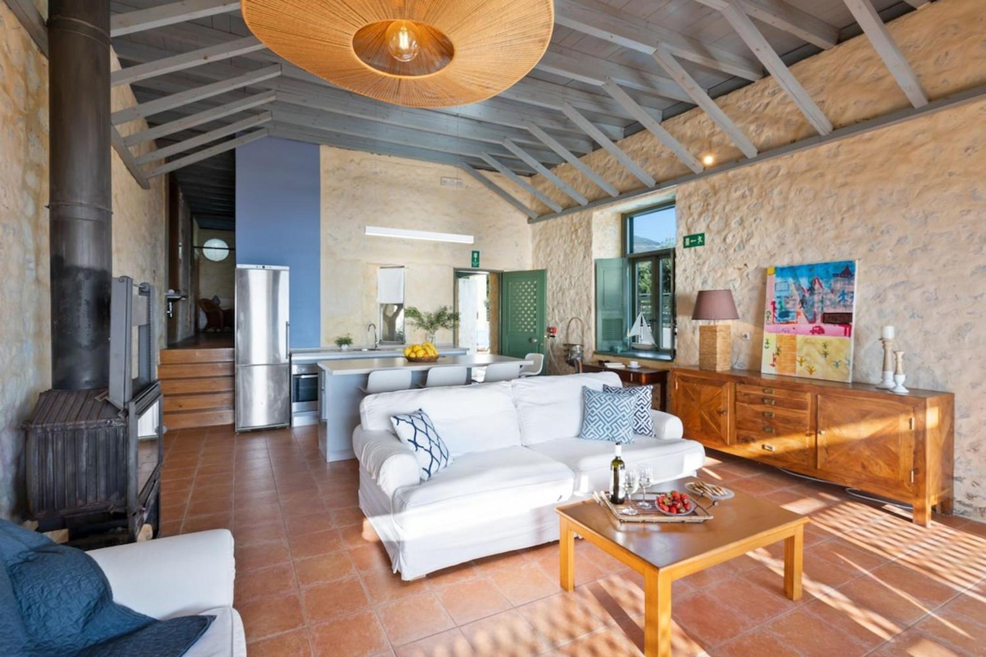 Villa Mediterranea, With Heated Pool Livadia  Kültér fotó