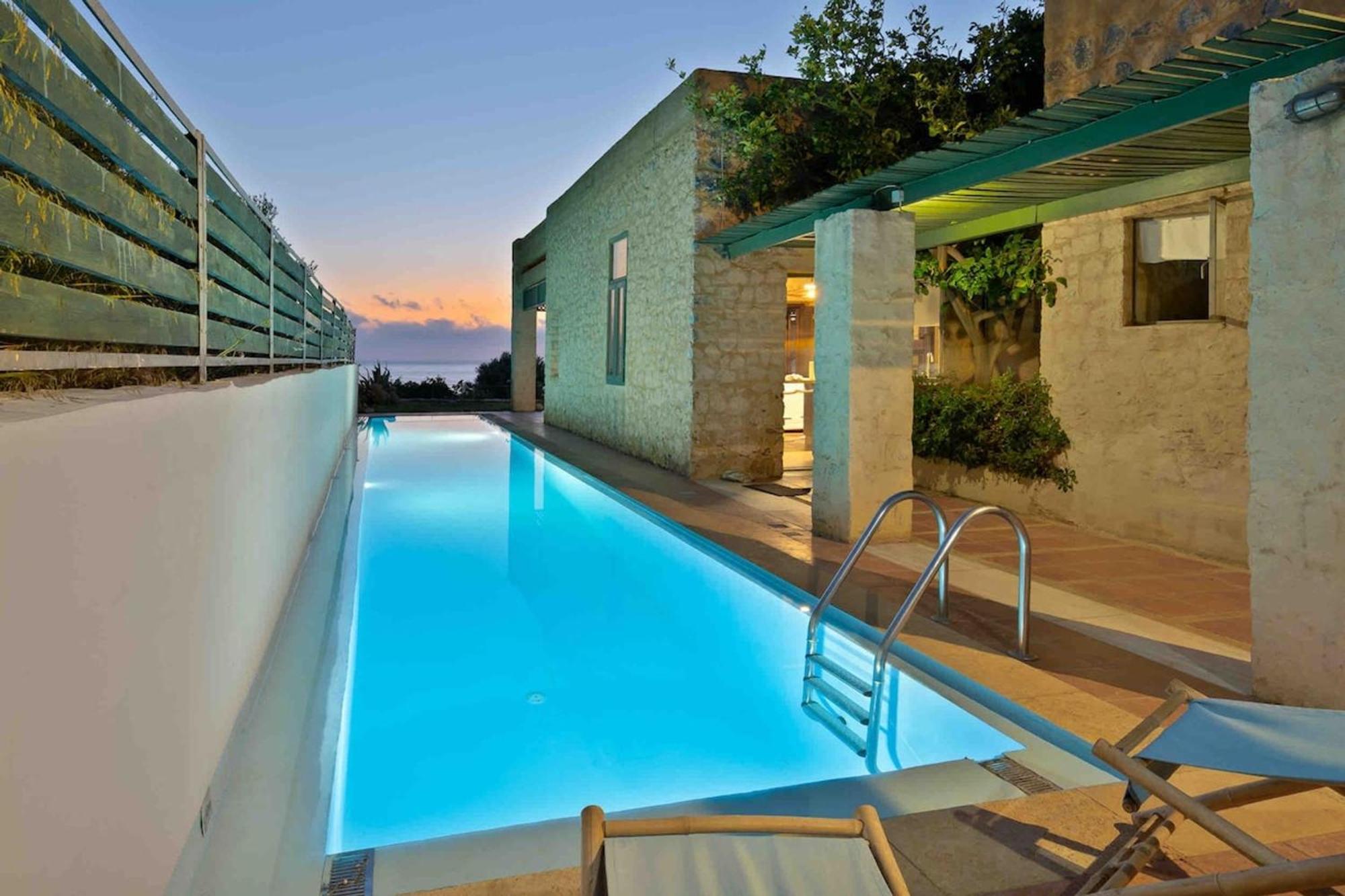 Villa Mediterranea, With Heated Pool Livadia  Kültér fotó